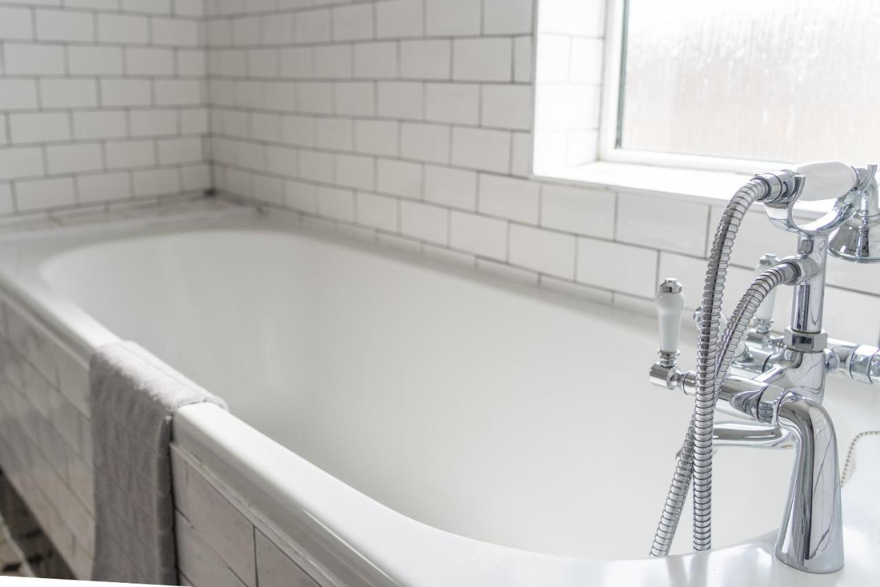 Belmont Villa - 4 Bed - Hot Tub Additional Cost - Sleeps 10-Tjs22Bv Ilfracombe Exteriör bild